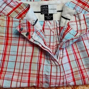Saks Fifth Avenue Shorts with Pockets Size 6 seersucker. Like new